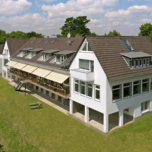Hotel Faehrhaus Km734, Dusseldorf
